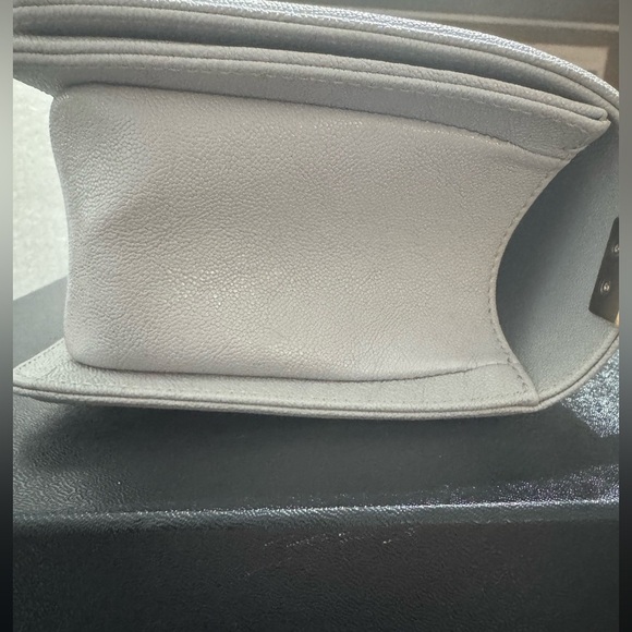 CHANEL New full set Chanel Grey hard to find color medium boy bag - Picture 9 of 13